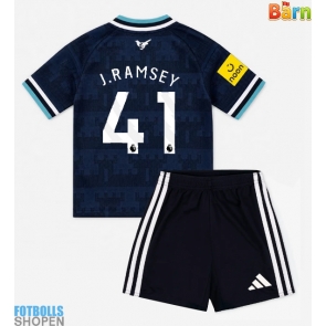 Billiga Newcastle United Jacob Ramsey #41 Bortatröja Barn 2026-27 Kortärmad (+ Korta byxor)
